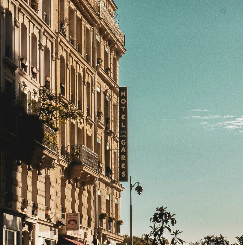 Ventes additionnelles à l'hôtel - augmenter le panier moyen en haute saison